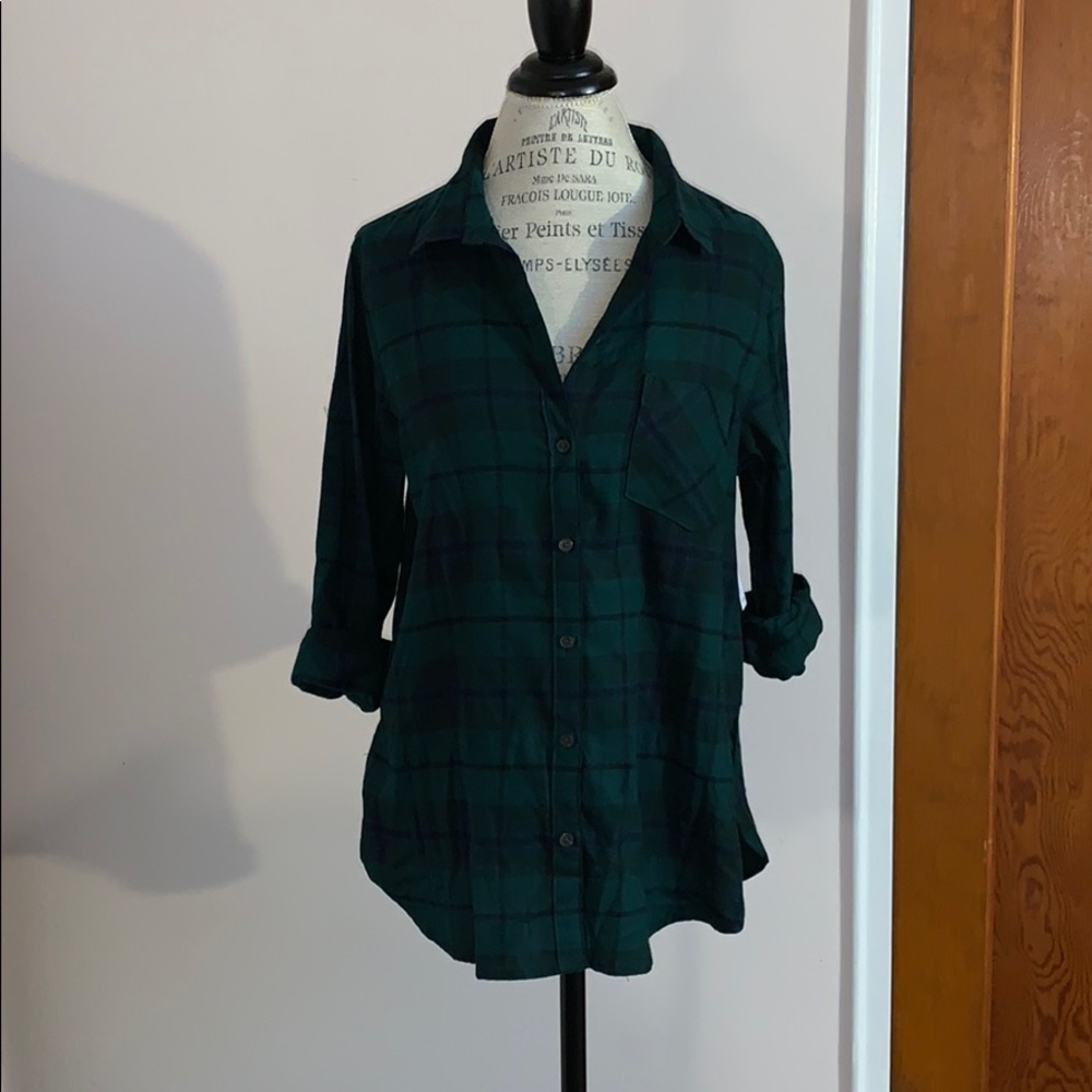 NWT Old Navy The Classic Shirt